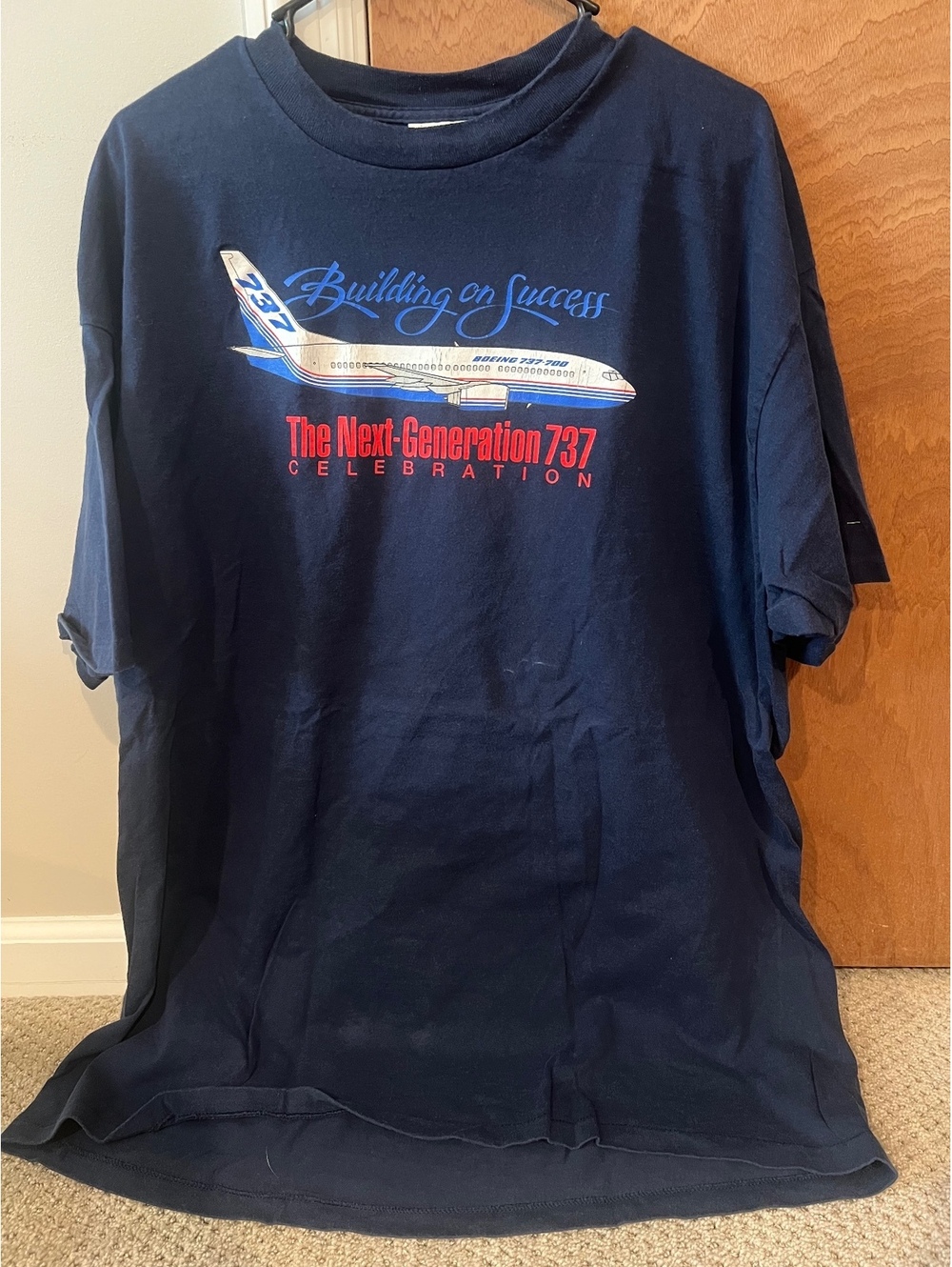 Vintage Y2K Boeing 737 Airplane T-Shirt